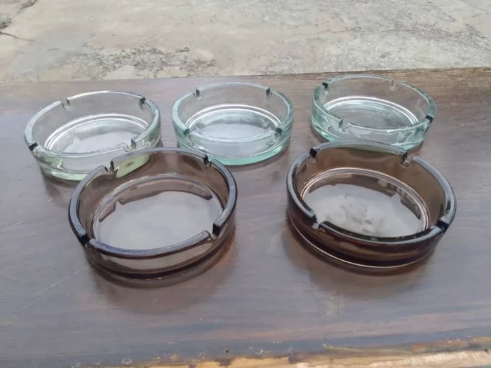 Glass ashtrays