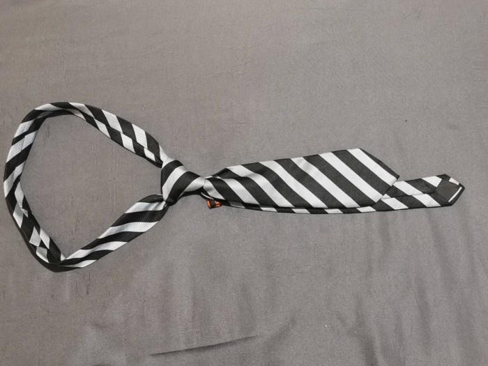 School Tie (Avondale Primary)